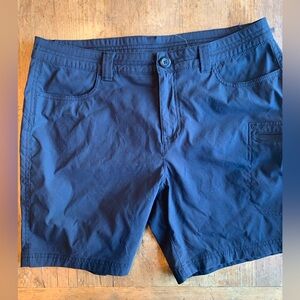 Eddie Bauer Women's Black Shorts